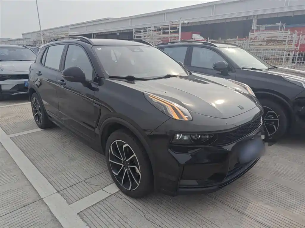 Lynk & Co 01 2023 1.5TD EM-F AM купить на сайте DeffCars