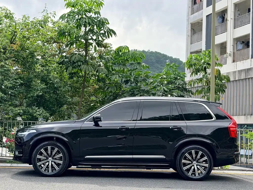 Volvo XC90 2023 B5 Senova Zhixing Deluxe Edition 7 seats купить на сайте DeffCars