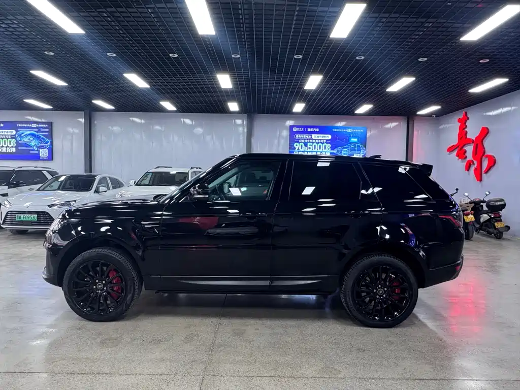 Range Rover Sport New Energy 2022 P400e SE купить на сайте DeffCars