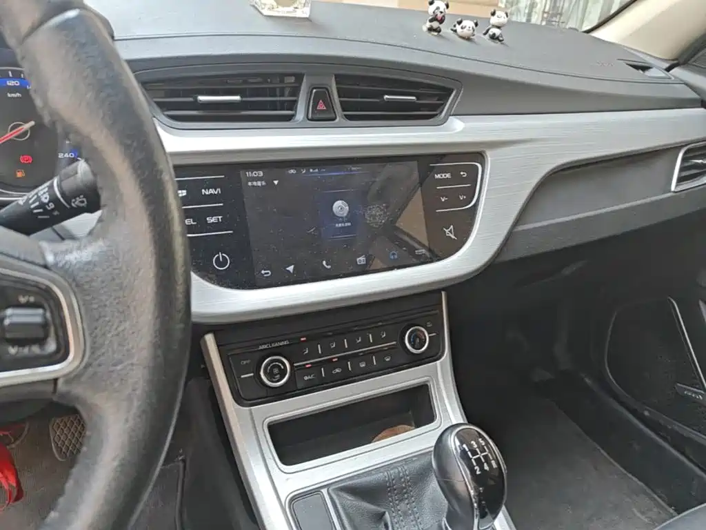 Vision 2018 1.5L Manual Happiness Edition купить на сайте DeffCars