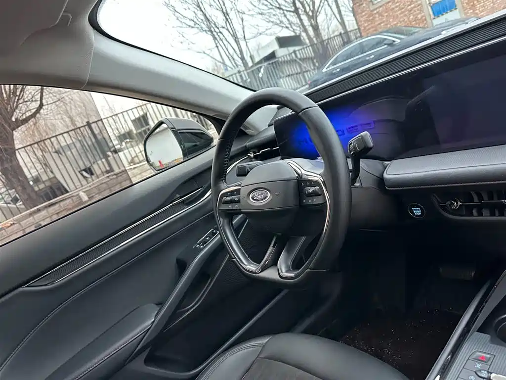 Mondeo 2022 facelift EcoBoost 245 luxury model купить на сайте DeffCars