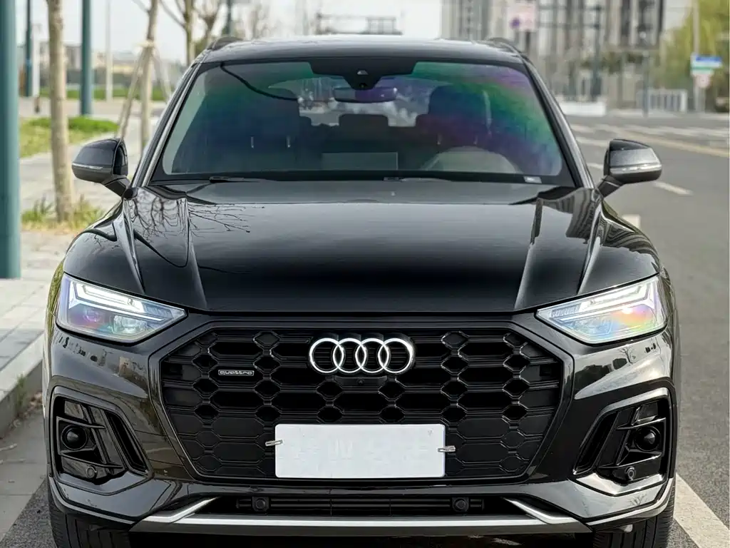 Audi Q5L 2024 45 TFSI luxury and dynamic model купить на сайте DeffCars