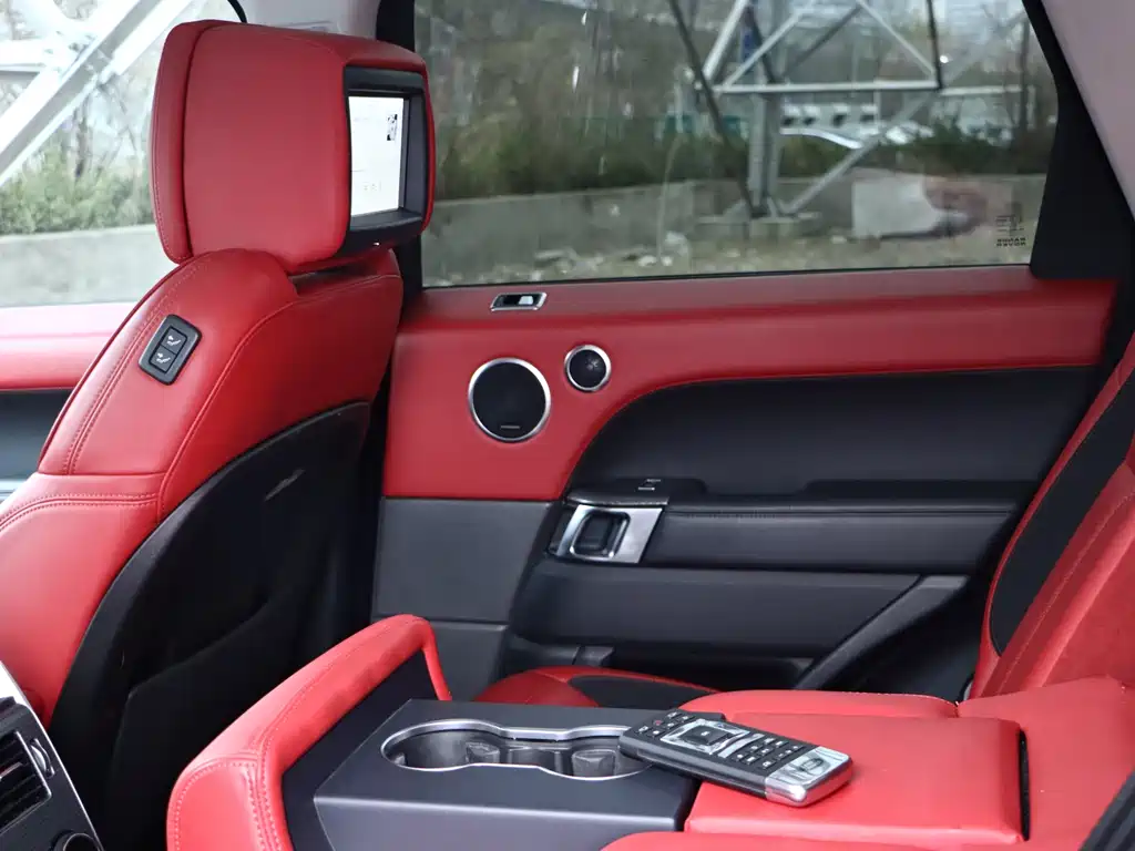 Range Rover Sport 2020 3.0 L6 HSE DYNAMIC купить на сайте DeffCars