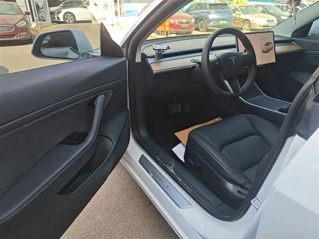 Model 3 2020 facelift standard range rear drive upgraded version купить на сайте DeffCars