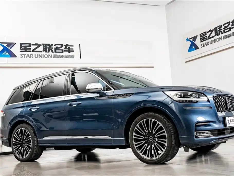Aviator 2022 3.0T V6 four-wheel drive Presidential Edition купить на сайте DeffCars