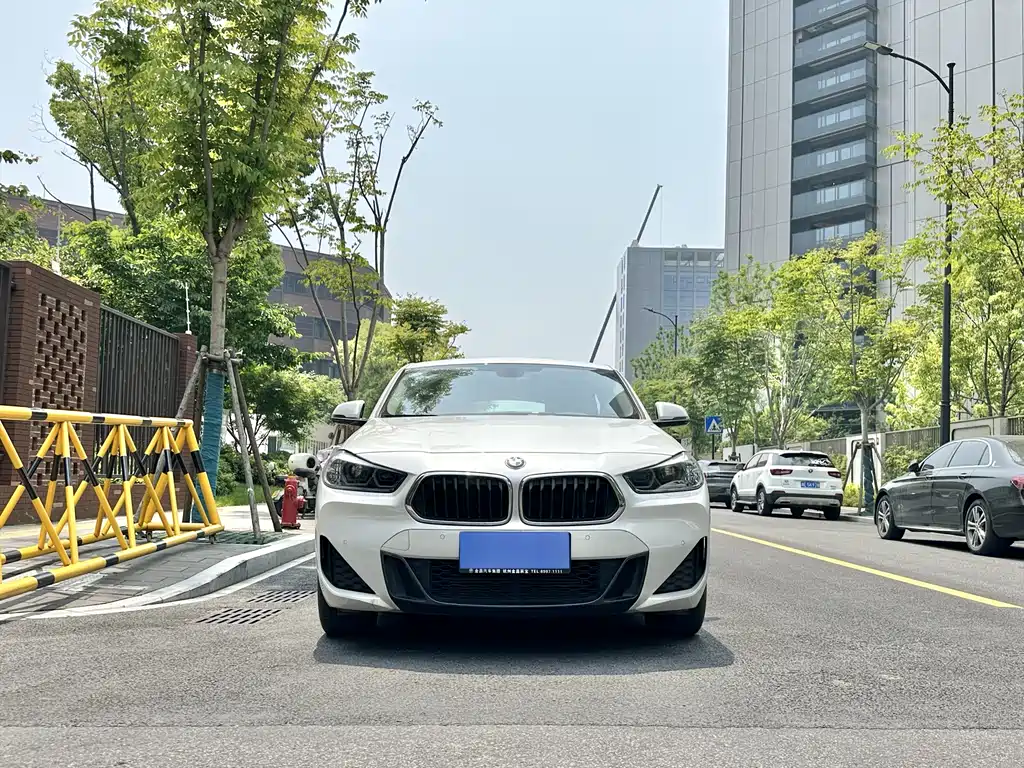 BMW X2 2021 facelift sDrive25i M sports package купить на сайте DeffCars