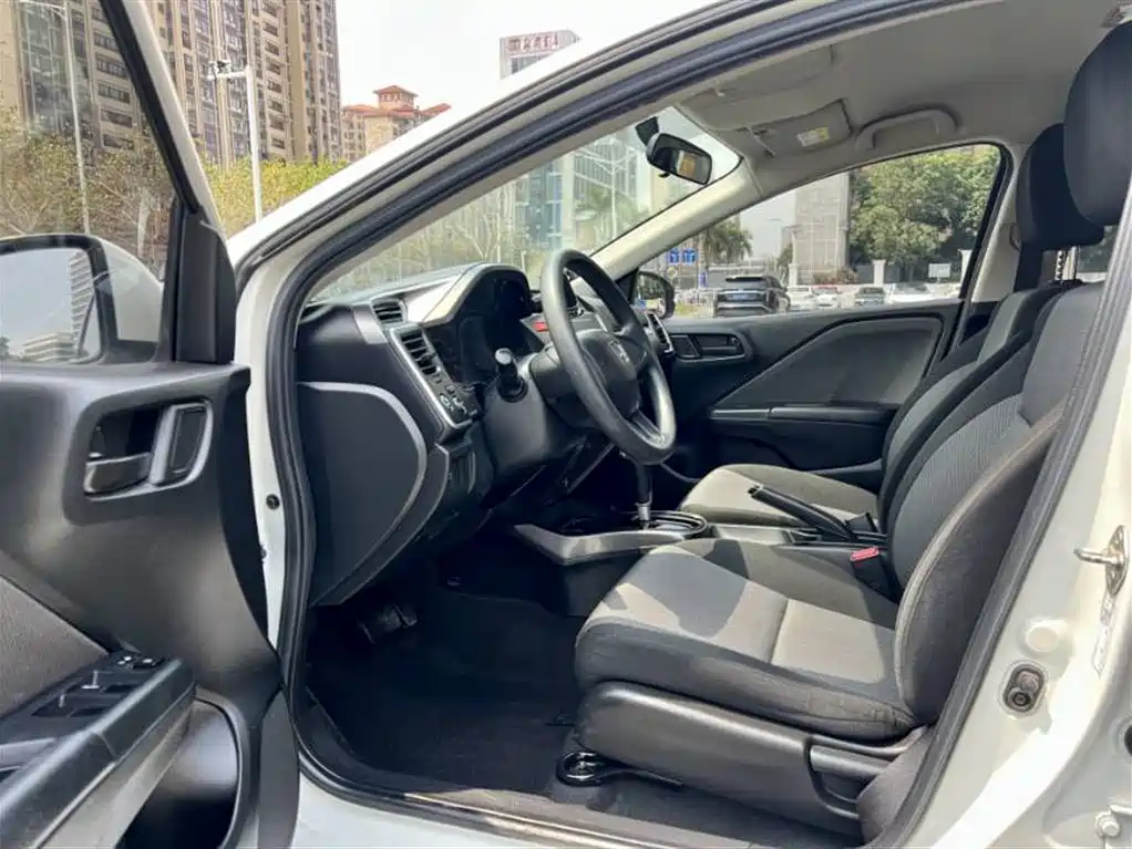 JINGRUI 2017 1.5L CVT Classic Edition купить на сайте DeffCars