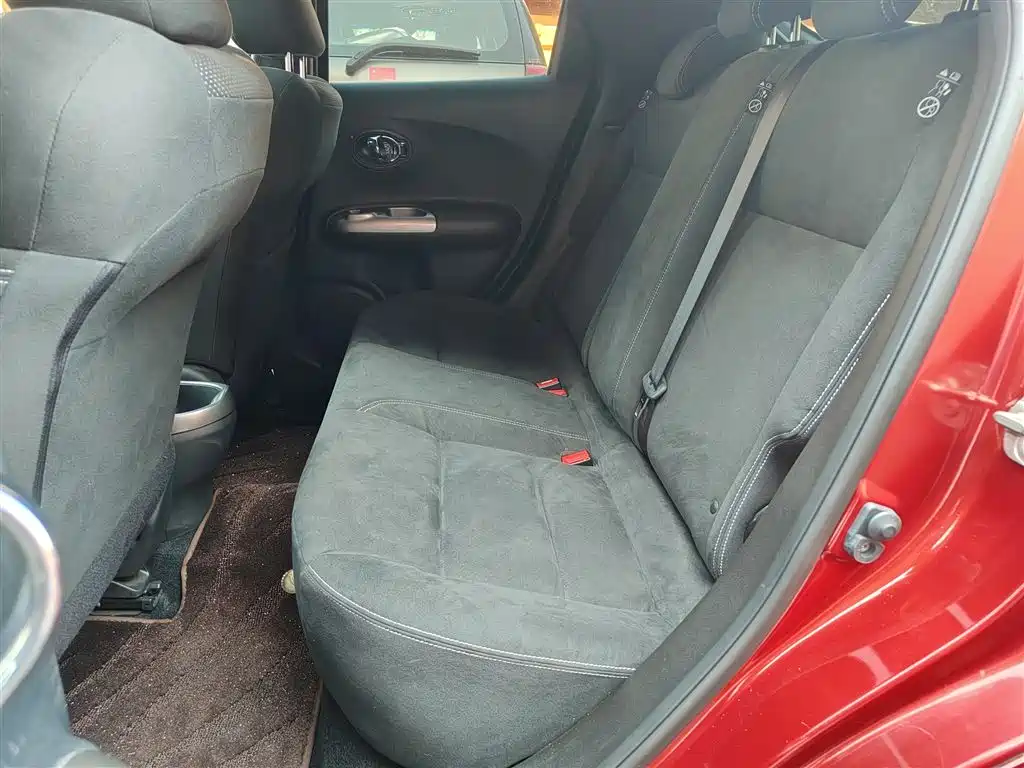 Infiniti ESQ 2014 1.6L Straightforward Edition купить на сайте DeffCars