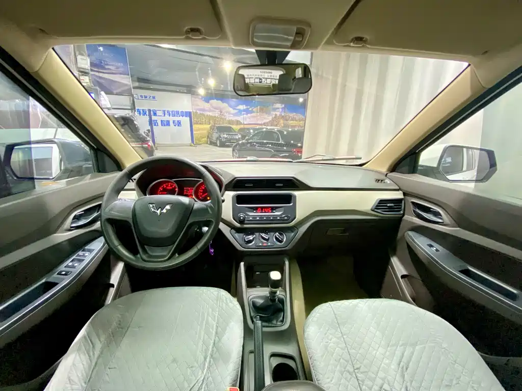 Wuling Hongguang 2019 1.5L S Standard National VI LAR купить на сайте DeffCars