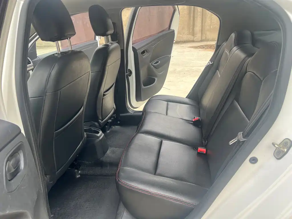 Peugeot 301 2016 1.6L automatic comfort version купить на сайте DeffCars