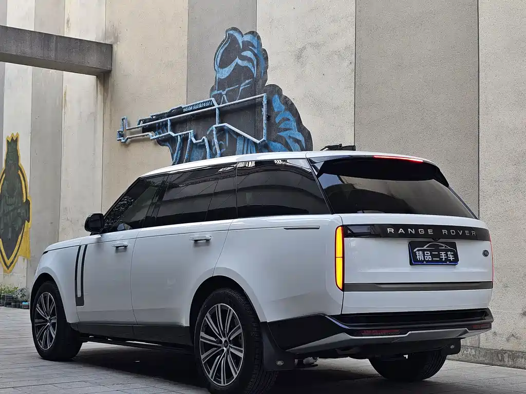 Range Rover 2025 3.0 L6 400PS Extended Edition купить на сайте DeffCars