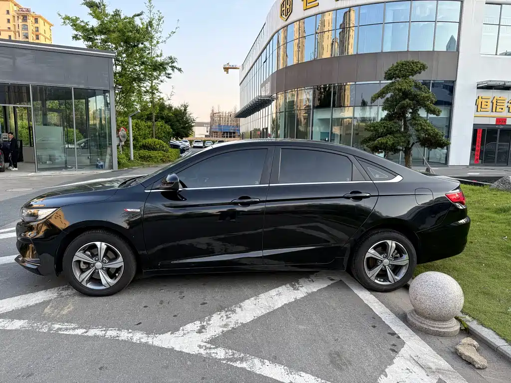 Emgrand GL 2019 1.4T CVT elite smart model купить на сайте DeffCars