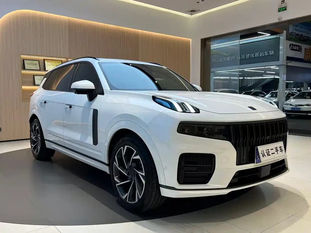 Lynk & Co 09 2021 2.0T Halo six-seater купить на сайте DeffCars