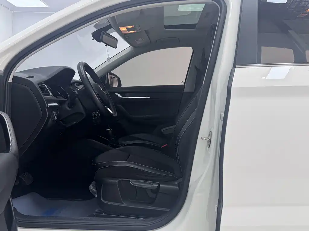 Komic 2022 1.5L automatic comfort version купить на сайте DeffCars