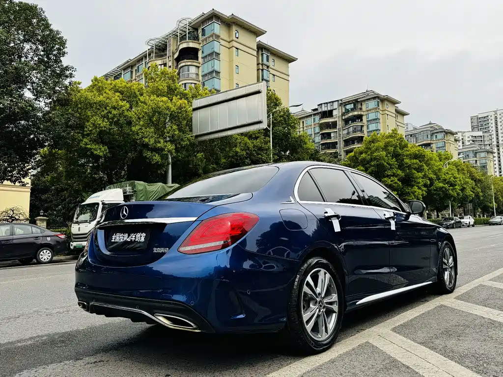 Mercedes-Benz C-Class 2019 C 180 L Fashionable Sports Edition купить на сайте DeffCars