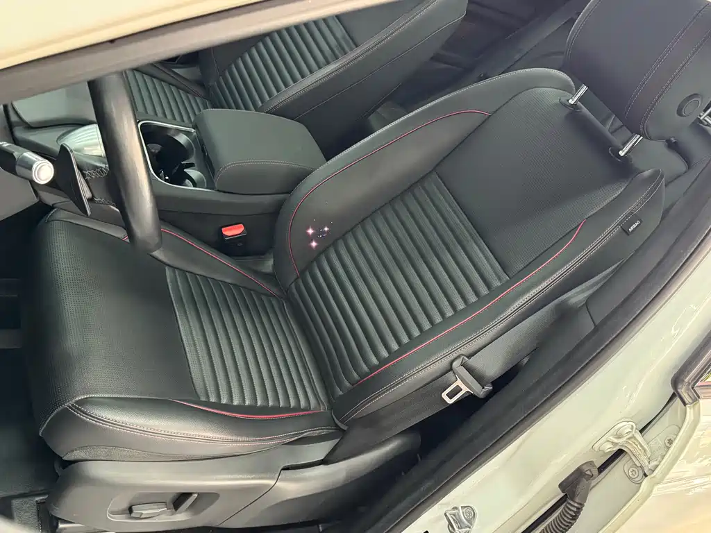 Discovery Sport 2020 249PS R-Dynamic Performance Edition купить на сайте DeffCars