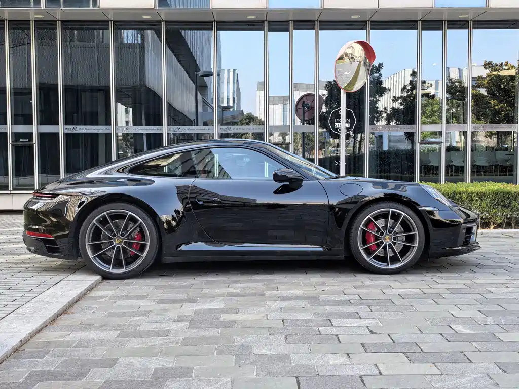 Porsche 911 2019 Carrera 4S 3.0T купить на сайте DeffCars