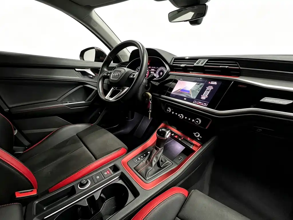 Audi Q3 2019 35 TFSI aggressive and dynamic купить на сайте DeffCars