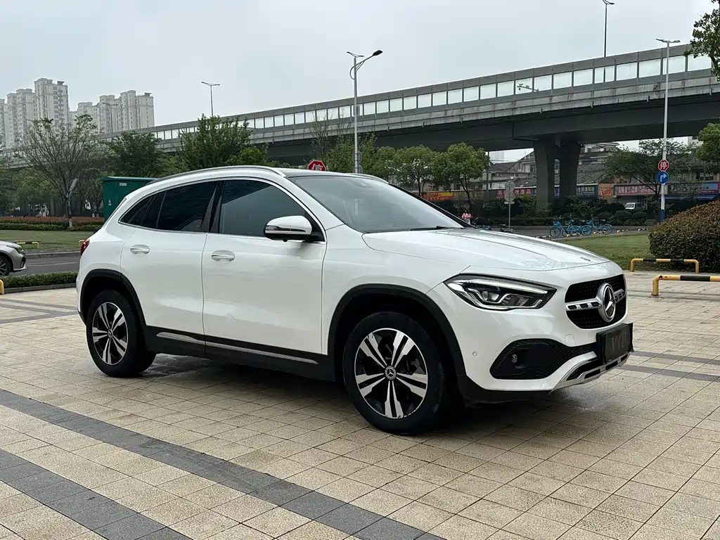 Mercedes-Benz GLA 2023 GLA 220 купить на сайте DeffCars