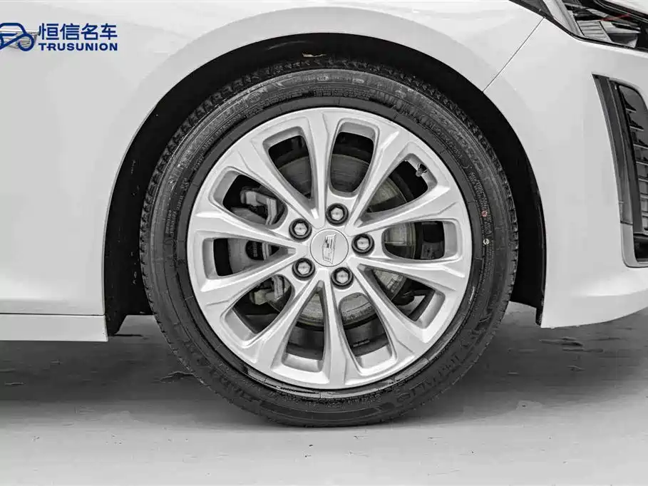 Cadillac CT5 2021 28T luxury model купить на сайте DeffCars