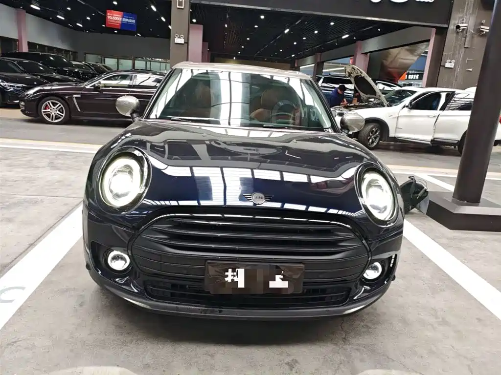 MINI CLUBMAN 2022 1.5T COOPER Connoisseur купить на сайте DeffCars