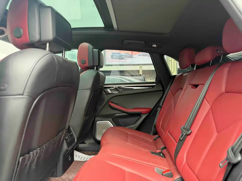 Macan 2022 Macan 2.0T купить на сайте DeffCars