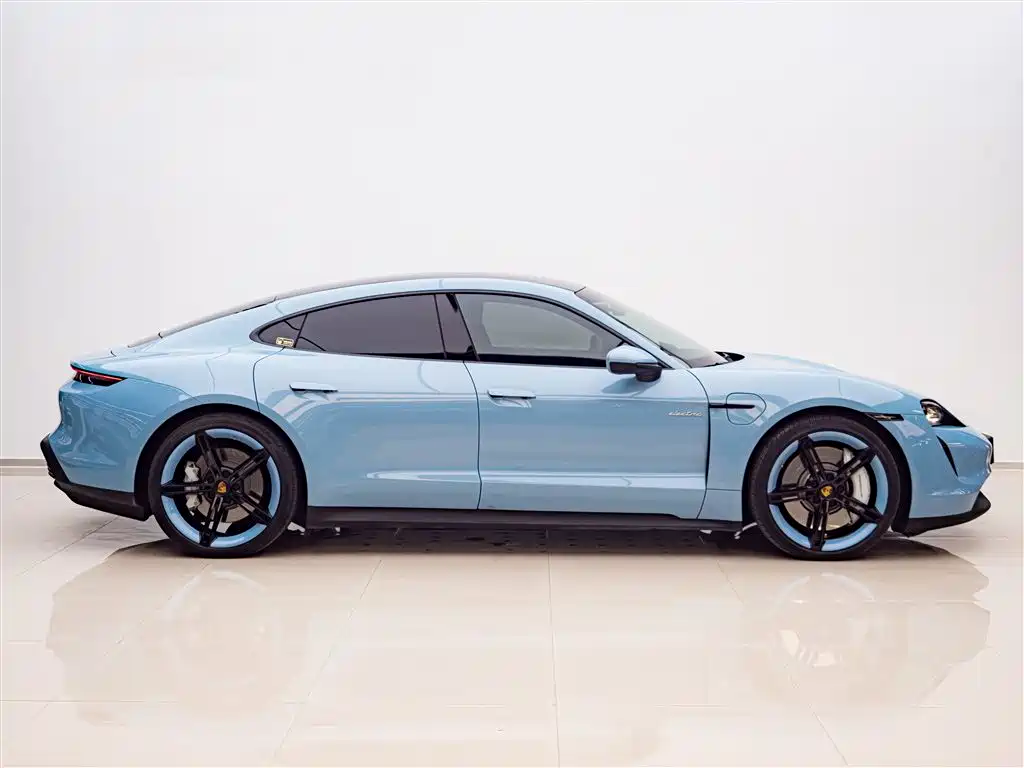 Taycan 2022 facelift Taycan купить на сайте DeffCars
