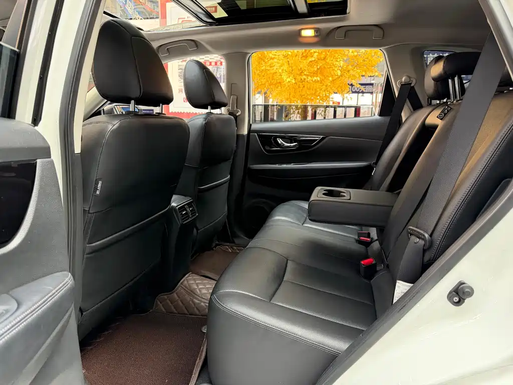 X-Trail 2022 2.0L 2WD Intelligent Link Premium Edition купить на сайте DeffCars