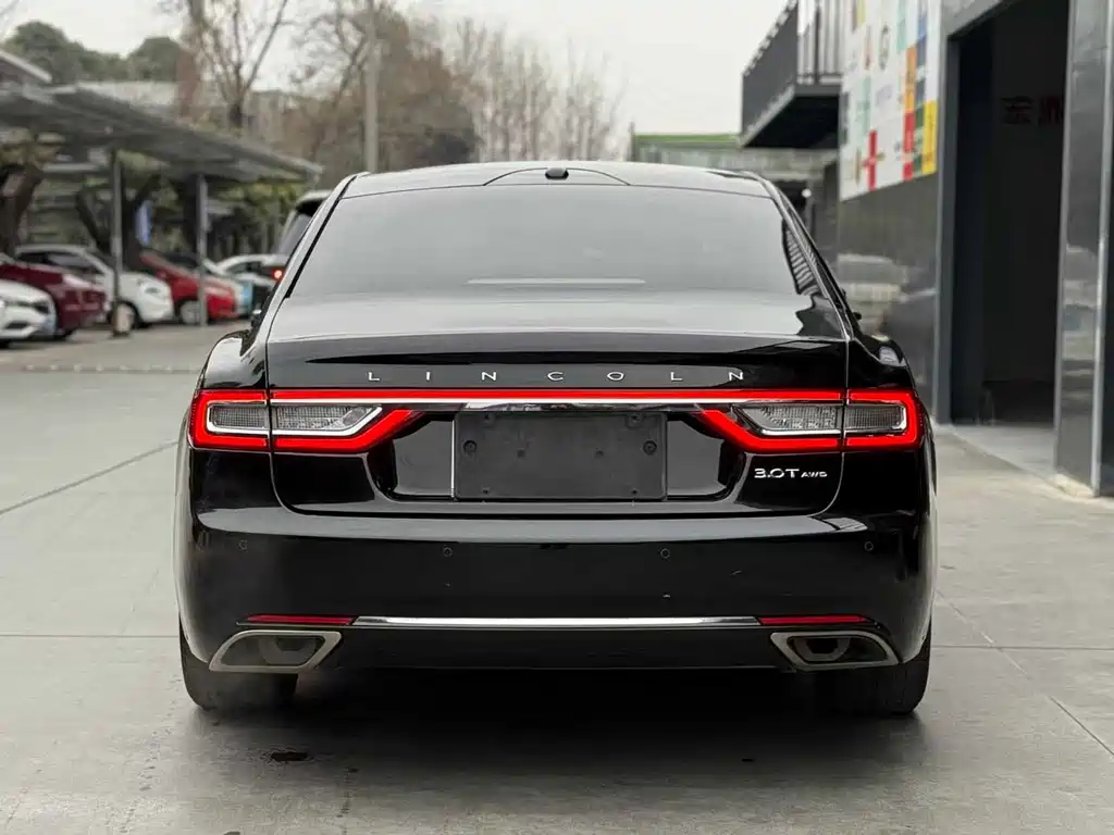 Lincoln Continental 2017 3.0T Four-wheel Drive Premium Edition купить на сайте DeffCars