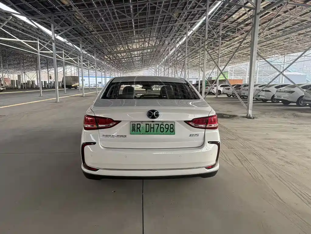 Beijing EU5 2018 R550 Smart Edition купить на сайте DeffCars