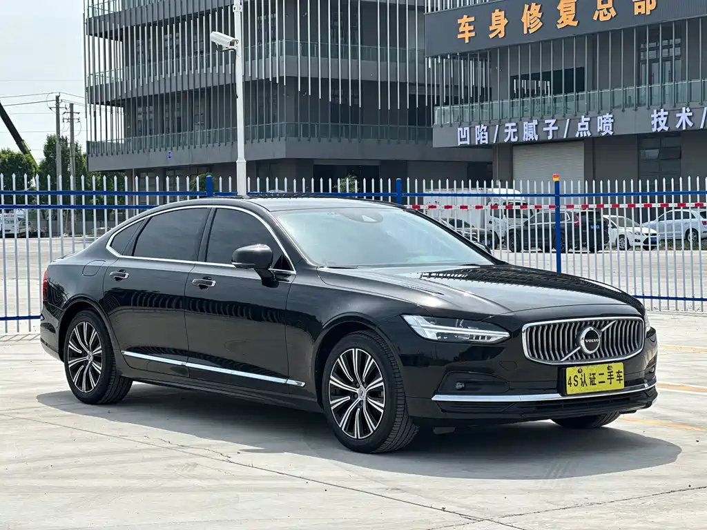 Volvo S90 2021 B5 Zhiyuan Luxury Edition купить на сайте DeffCars