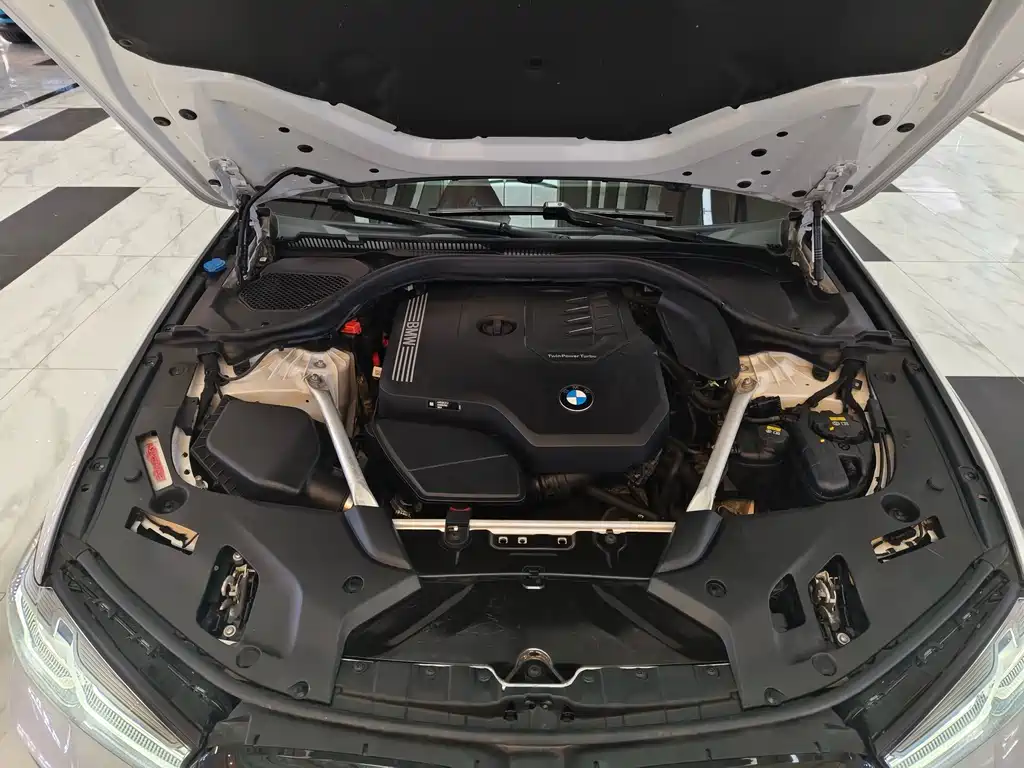 BMW 5 Series 2021 Facelift 530Li Exclusive M Sports Package купить на сайте DeffCars