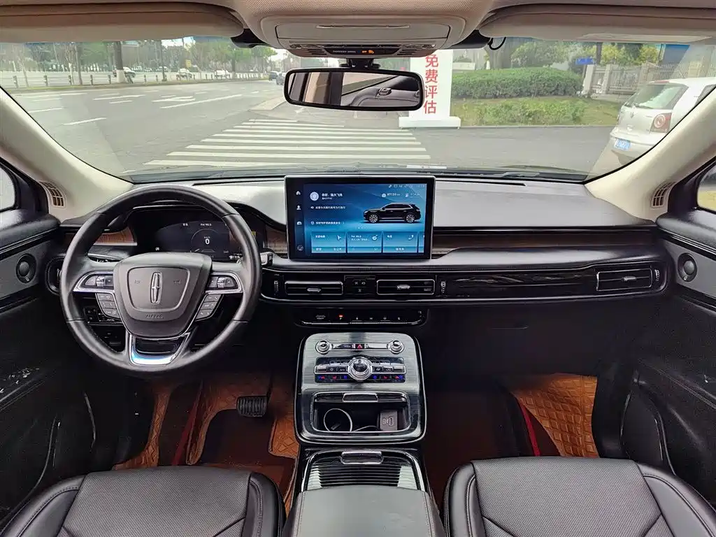 Voyager 2021 2.0T four-wheel drive elegant version купить на сайте DeffCars