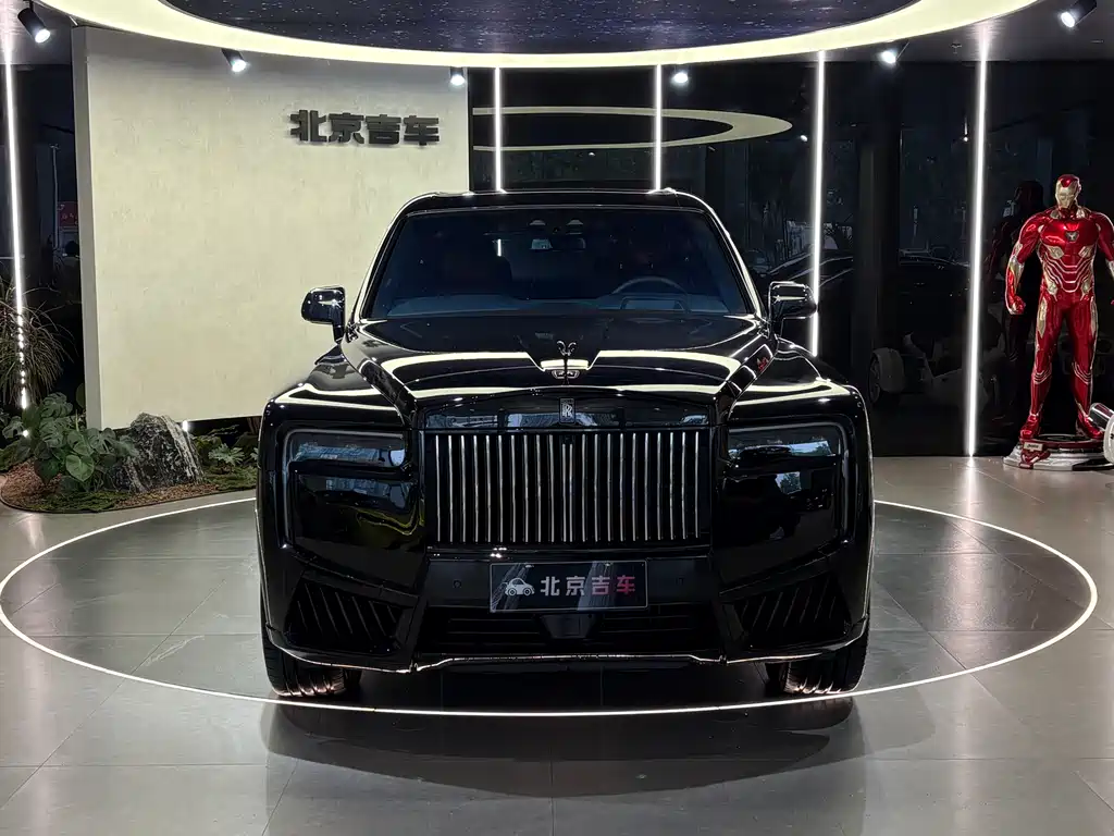 Cullinan 2018 four-seat version купить на сайте DeffCars