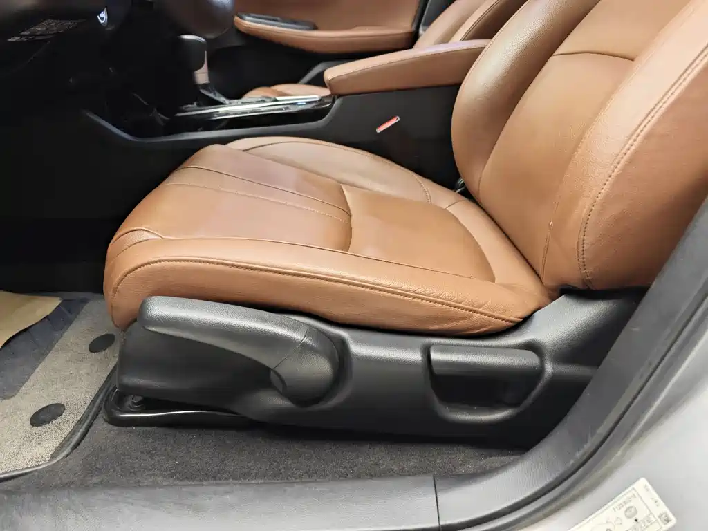 Lingpai 2019 180Turbo CVT flagship version National VI купить на сайте DeffCars