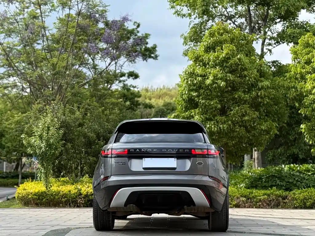 Range Rover Velar 2019 250PS R-DYNAMIC S купить на сайте DeffCars