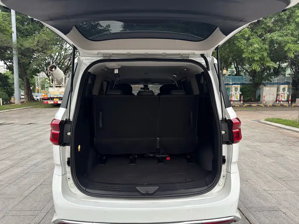 Maxus G20 2023 ES 2.0T gasoline automatic value travel version купить на сайте DeffCars