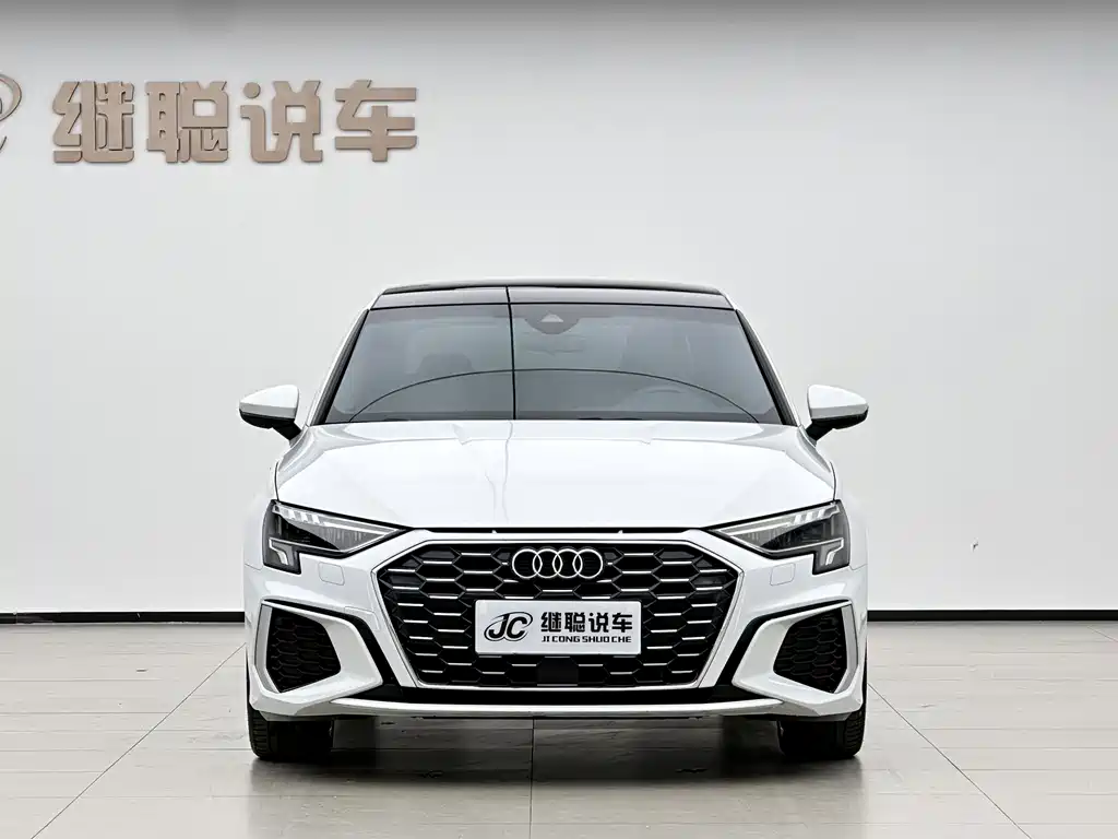 Audi A3 2022 A3L Limousine 35 TFSI Fashionable and Sporty купить на сайте DeffCars