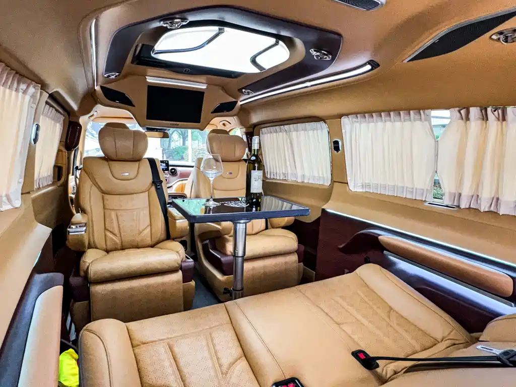 Mercedes-Benz V-Class 2022 V 260 L Long Wheelbase Luxury Edition купить на сайте DeffCars