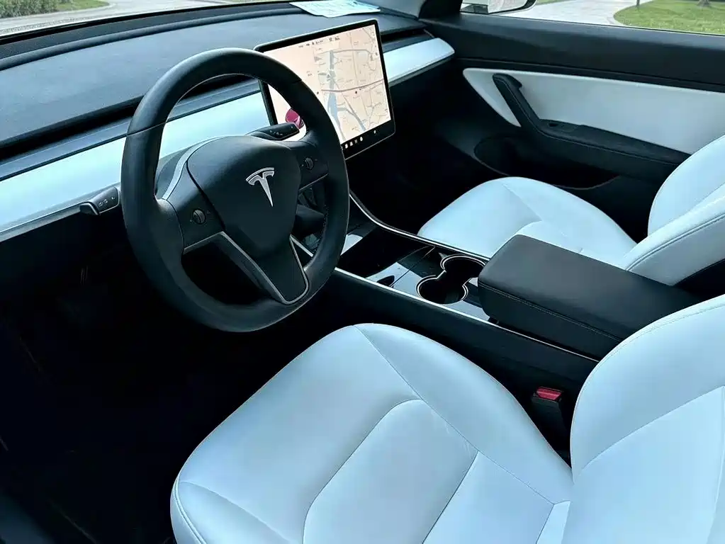Model 3 2020 facelift long-range rear-wheel drive version купить на сайте DeffCars
