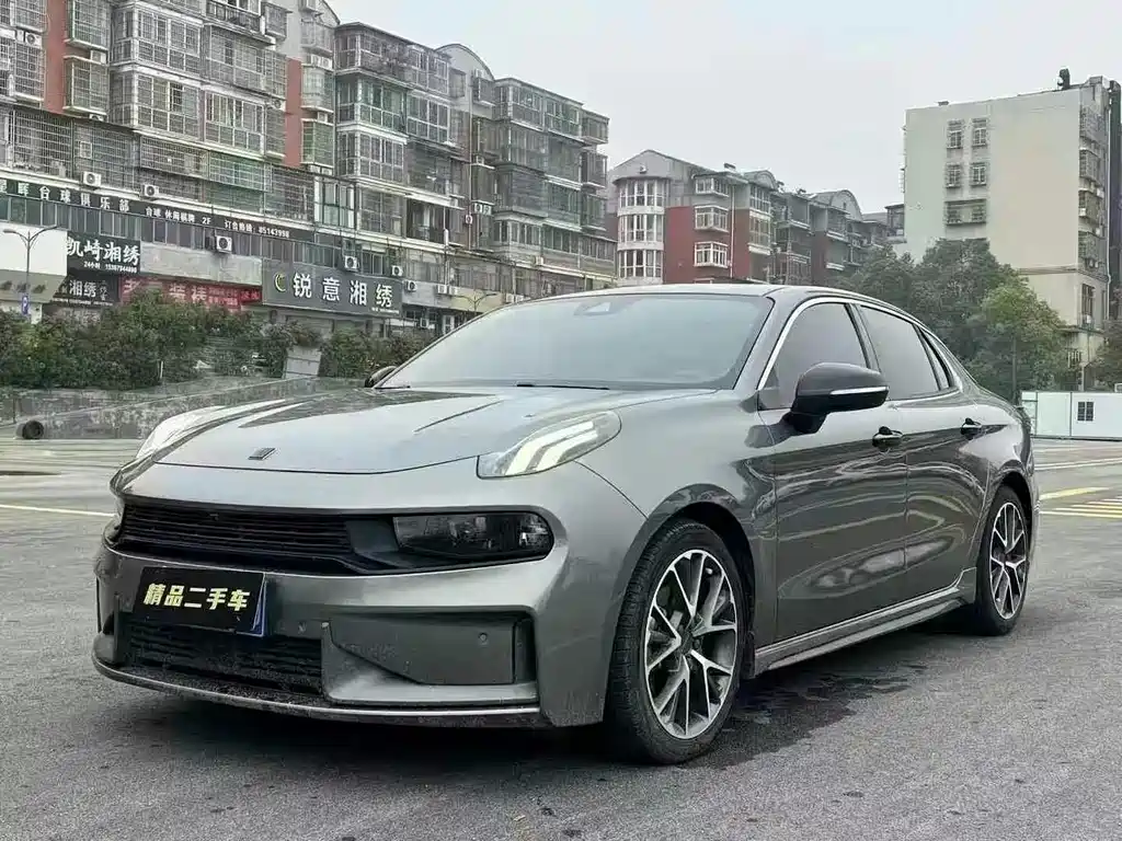 Lynk & Co 03 2020 1.5TD DCT Pro version купить на сайте DeffCars