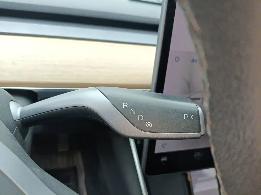 Model 3 2020 Standard Range Rear Drive Upgraded Version купить на сайте DeffCars
