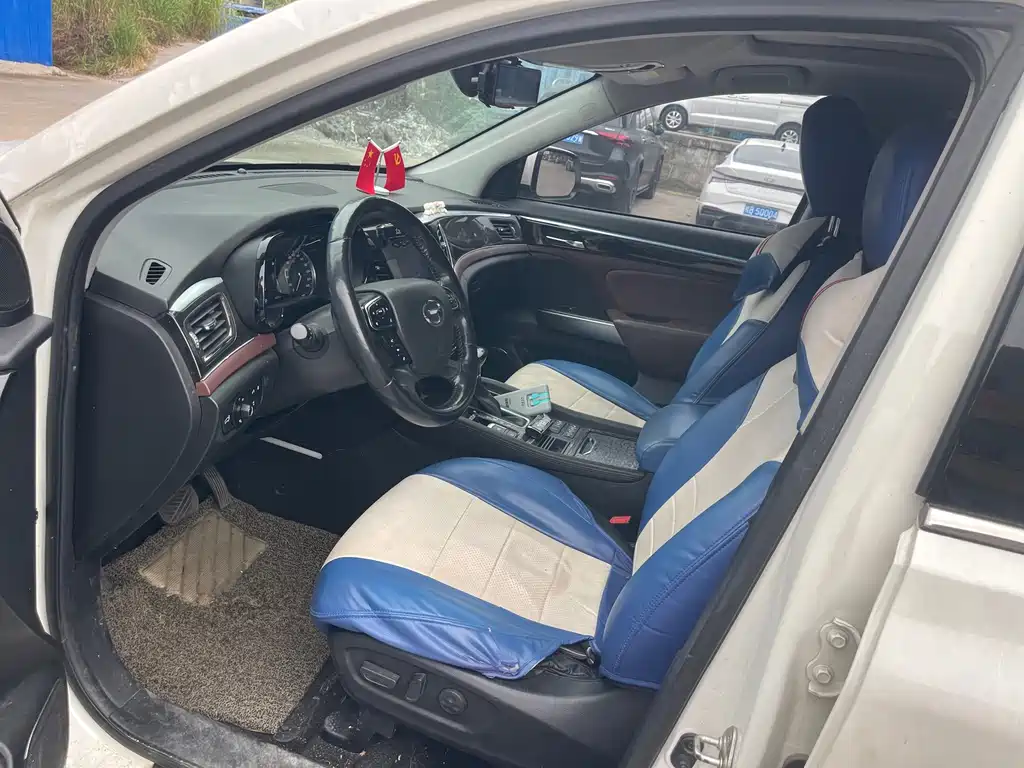 Trumpchi GS8 2017 320T 2WD Deluxe Wisdom Connected Edition (Seven Seater) купить на сайте DeffCars