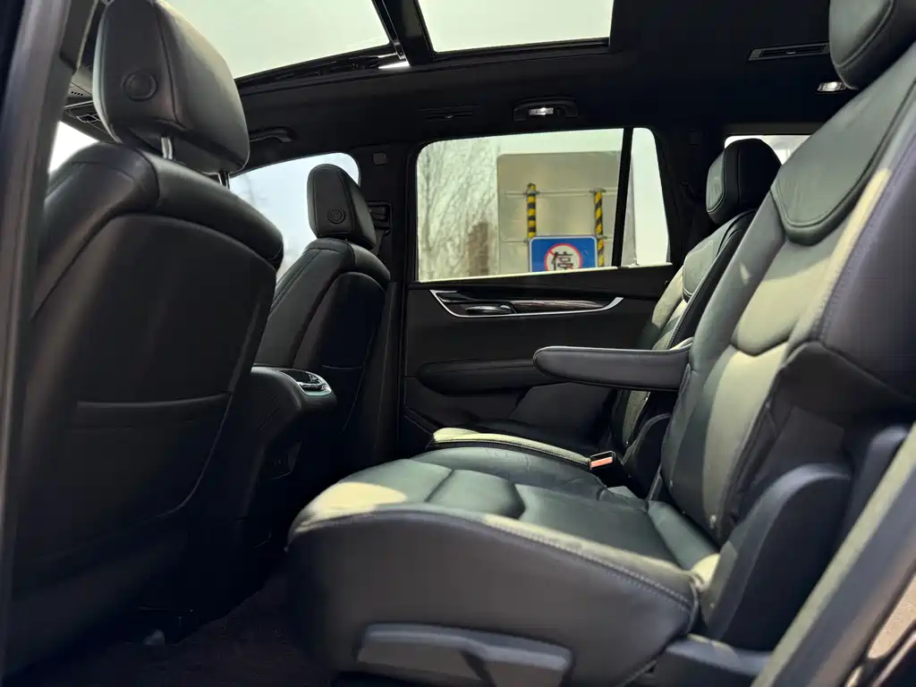 Cadillac XT6 2020 28T six-seat four-wheel drive luxury model купить на сайте DeffCars