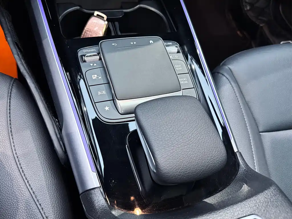 Mercedes-Benz GLB 2024 GLB 220 Dynamic купить на сайте DeffCars