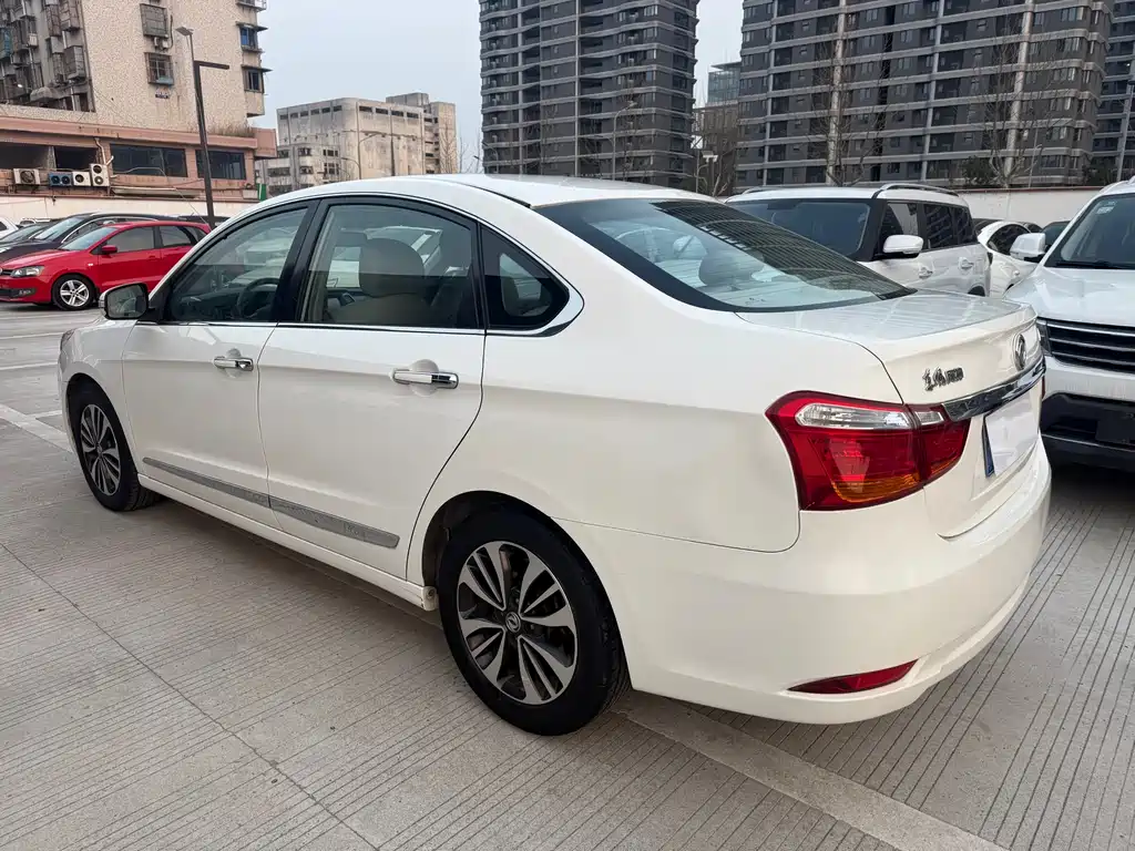 Dongfeng Fengshen A60 2016 1.6L DCT luxury model купить на сайте DeffCars