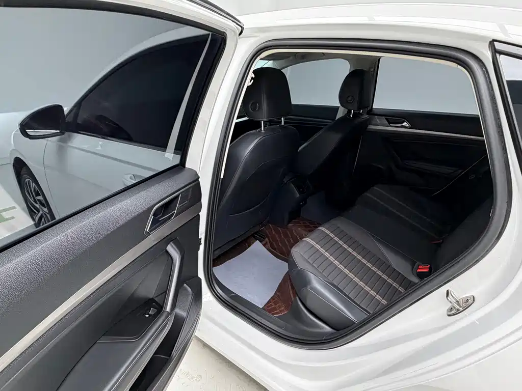 Lavida 2022 280TSI DSG Comfort Edition купить на сайте DeffCars