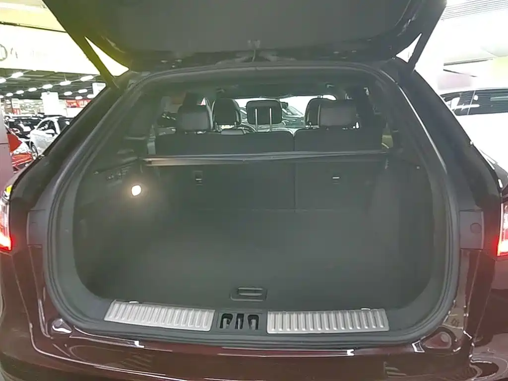 Voyager imported 2019 2.0T two-wheel drive exclusive version, National VI купить на сайте DeffCars