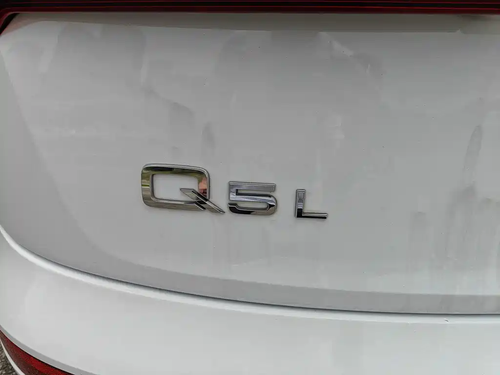 Audi Q5L 2018 45 TFSI Exclusive Fashion Model National VI купить на сайте DeffCars