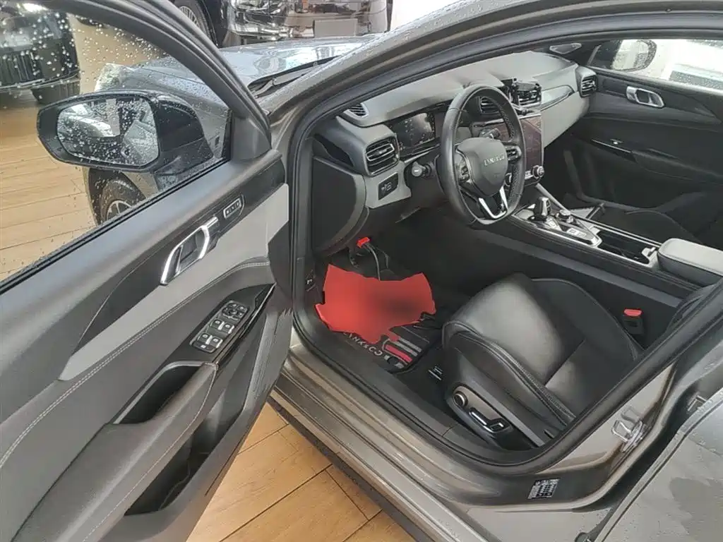 Lynk & Co 03 2021 2.0TD Automatic Champion Edition купить на сайте DeffCars